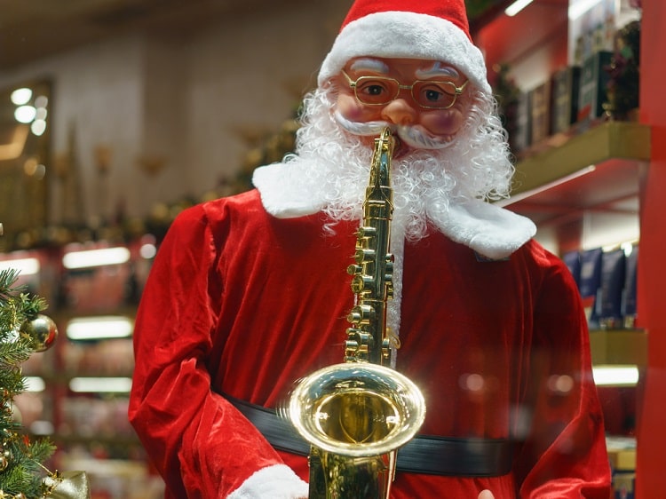 Christmas in China - Santa playing saxophone